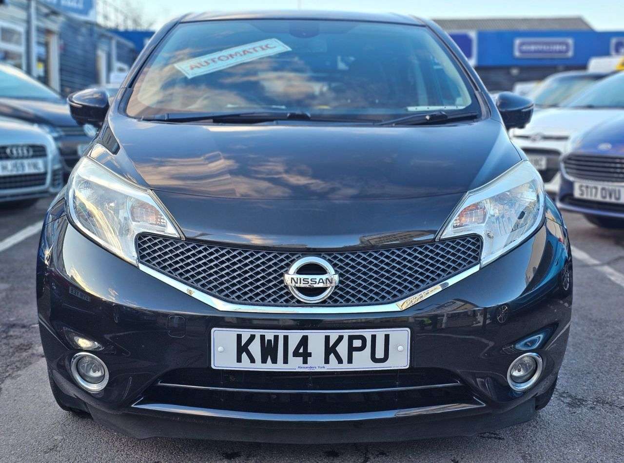 A 2014 NISSAN NOTE AUTOMATIC 1.2 DIG-S Tekna Hatchback 5dr Petrol CVT Euro 5 (s/s) (98 ps) HAL A 2014 NISSAN NOTE AUTOMATIC 1.2 DIG-S Tekna Hatchback 5dr Petrol CVT Euro 5 (s/s) (98 ps) HAL