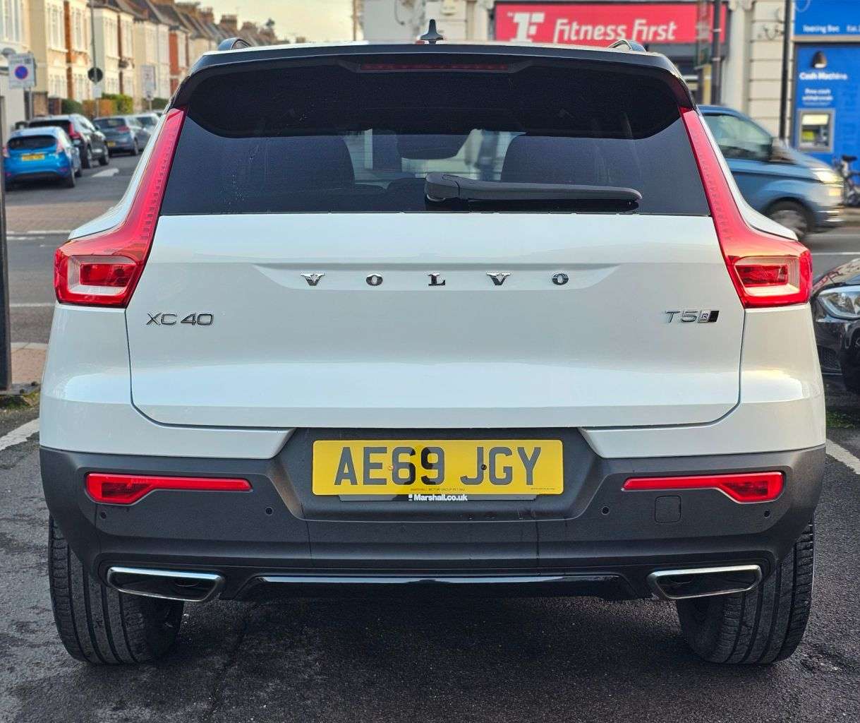 2019 VOLVO XC40 2019 VOLVO XC40