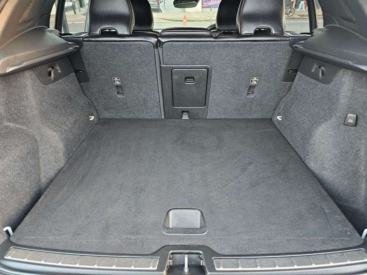 2019 VOLVO XC40 2019 VOLVO XC40