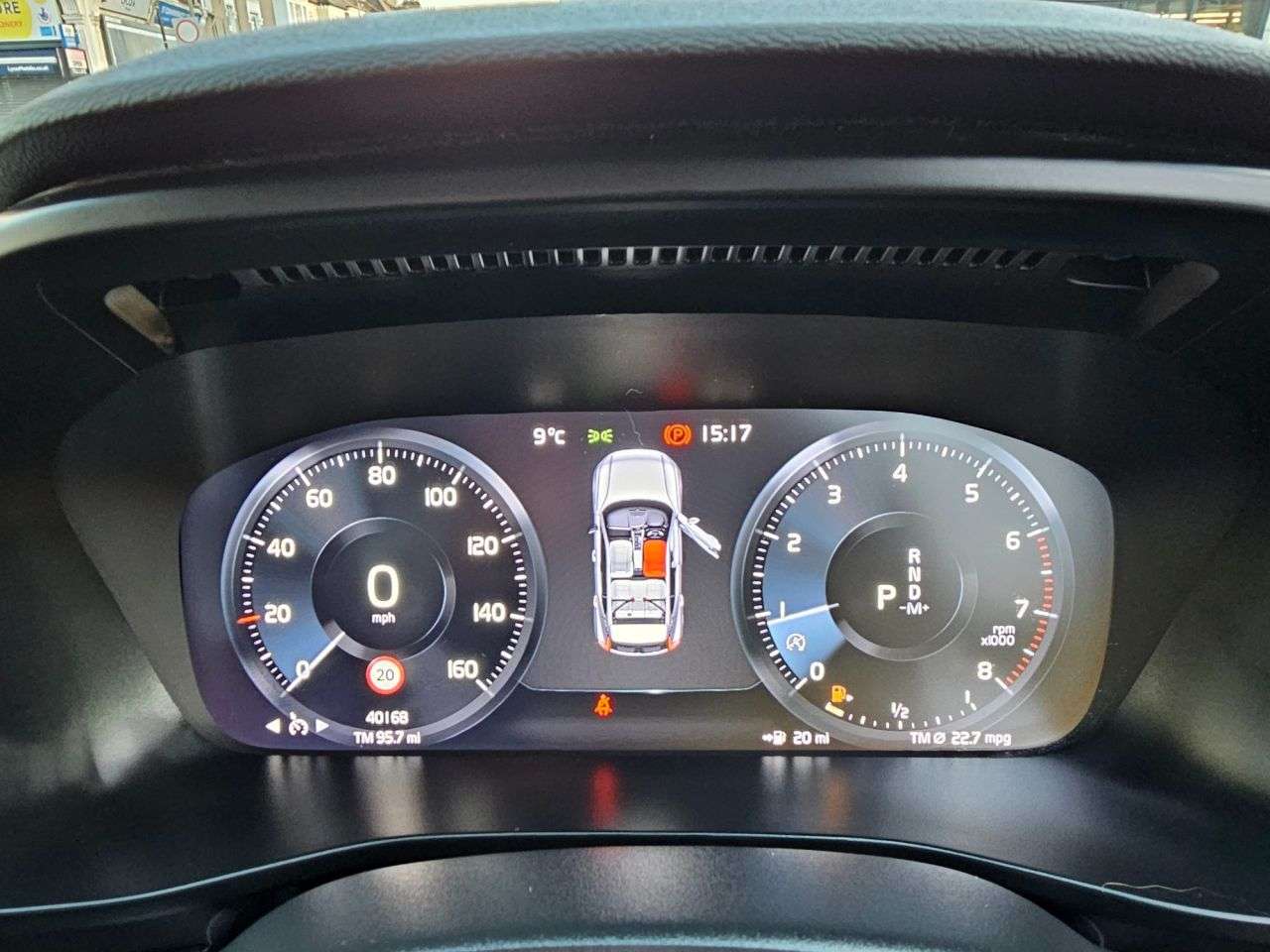 2019 VOLVO XC40 2019 VOLVO XC40