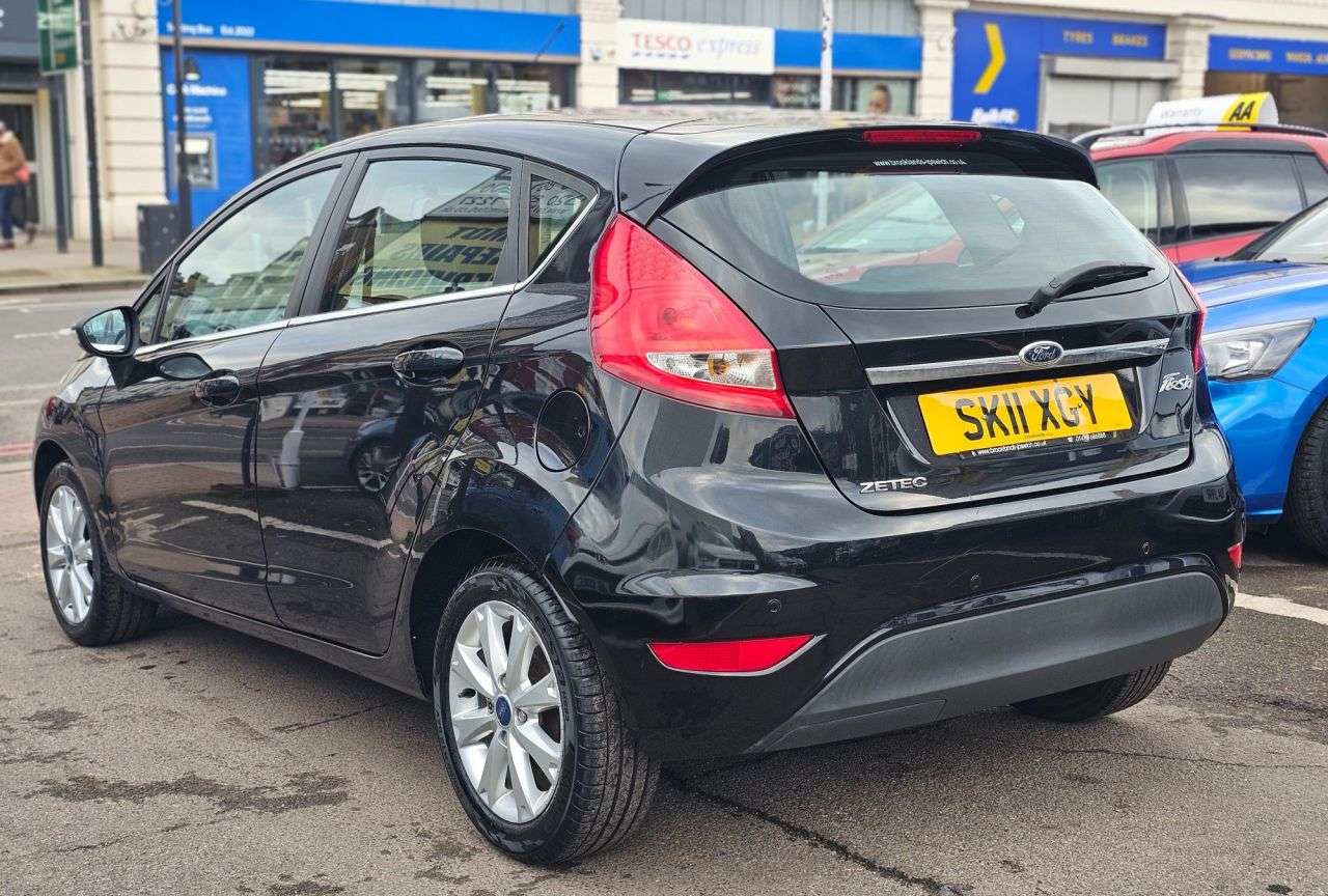 2011 FORD FIESTA 2011 FORD FIESTA
