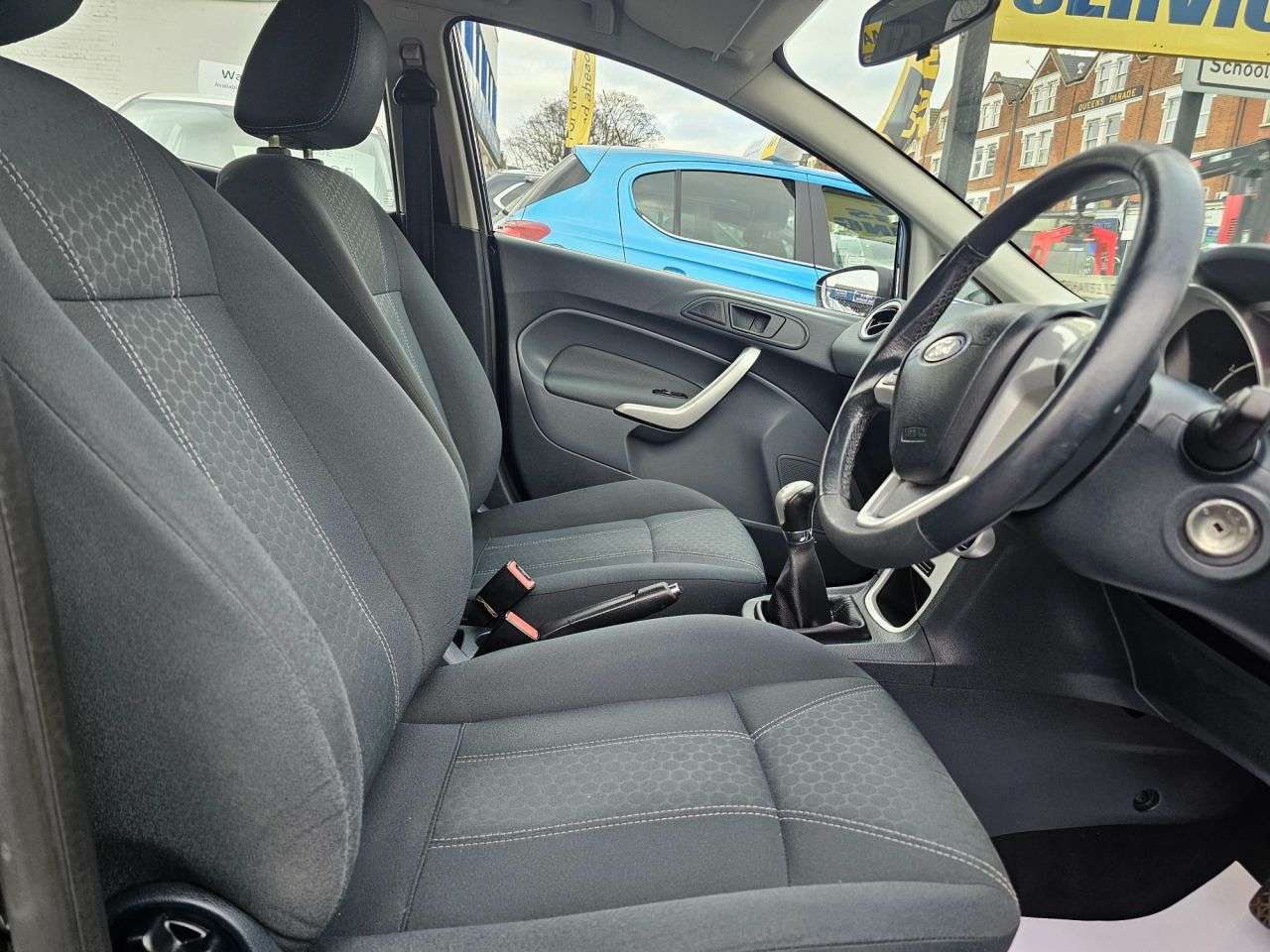 2011 FORD FIESTA 2011 FORD FIESTA