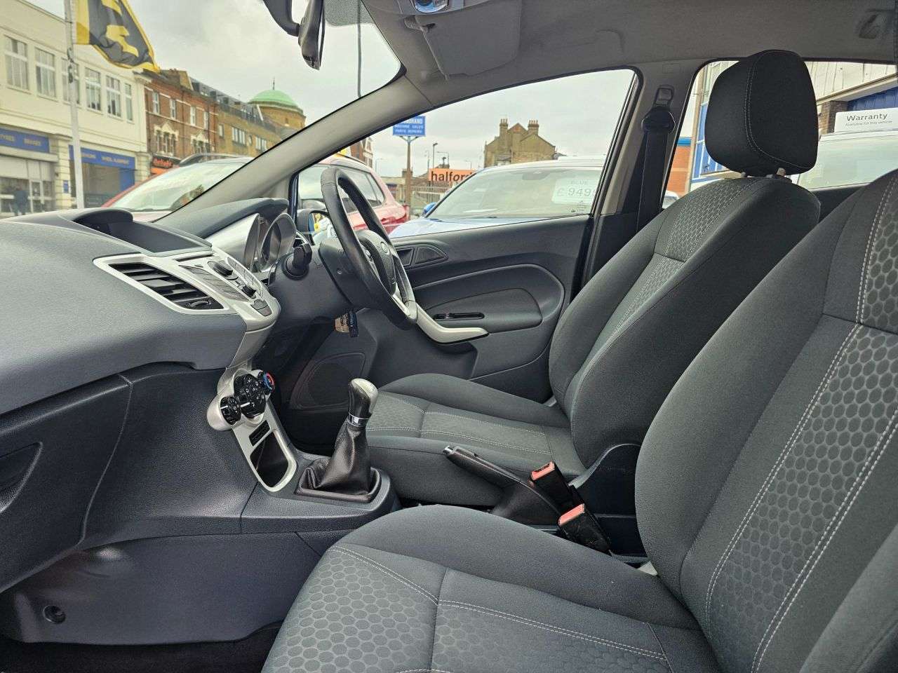 2011 FORD FIESTA 2011 FORD FIESTA