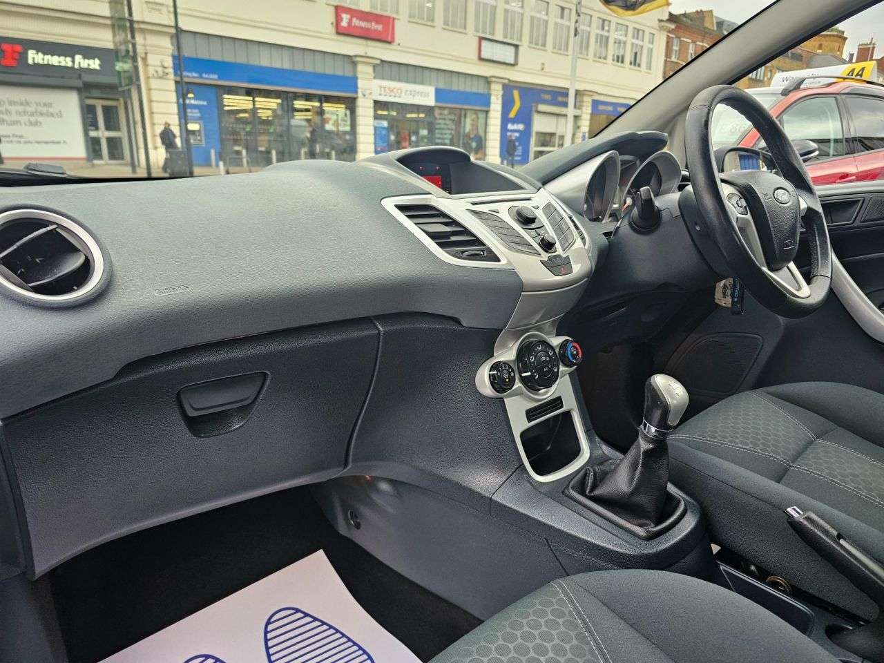 2011 FORD FIESTA 2011 FORD FIESTA