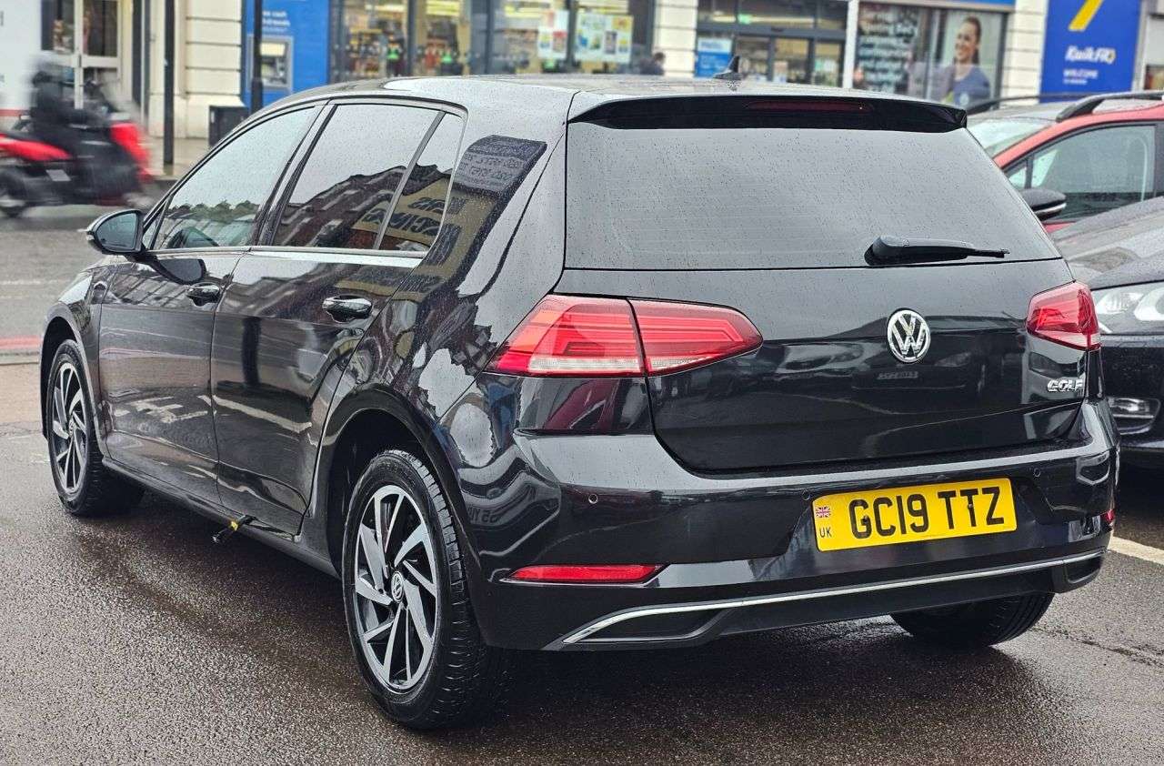 2019 VOLKSWAGEN GOLF 2019 VOLKSWAGEN GOLF