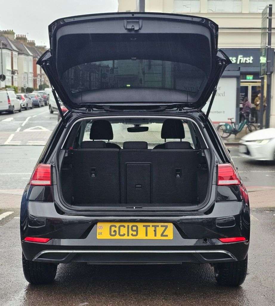 2019 VOLKSWAGEN GOLF 2019 VOLKSWAGEN GOLF