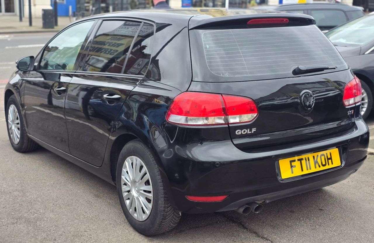 2011 VOLKSWAGEN GOLF 2011 VOLKSWAGEN GOLF