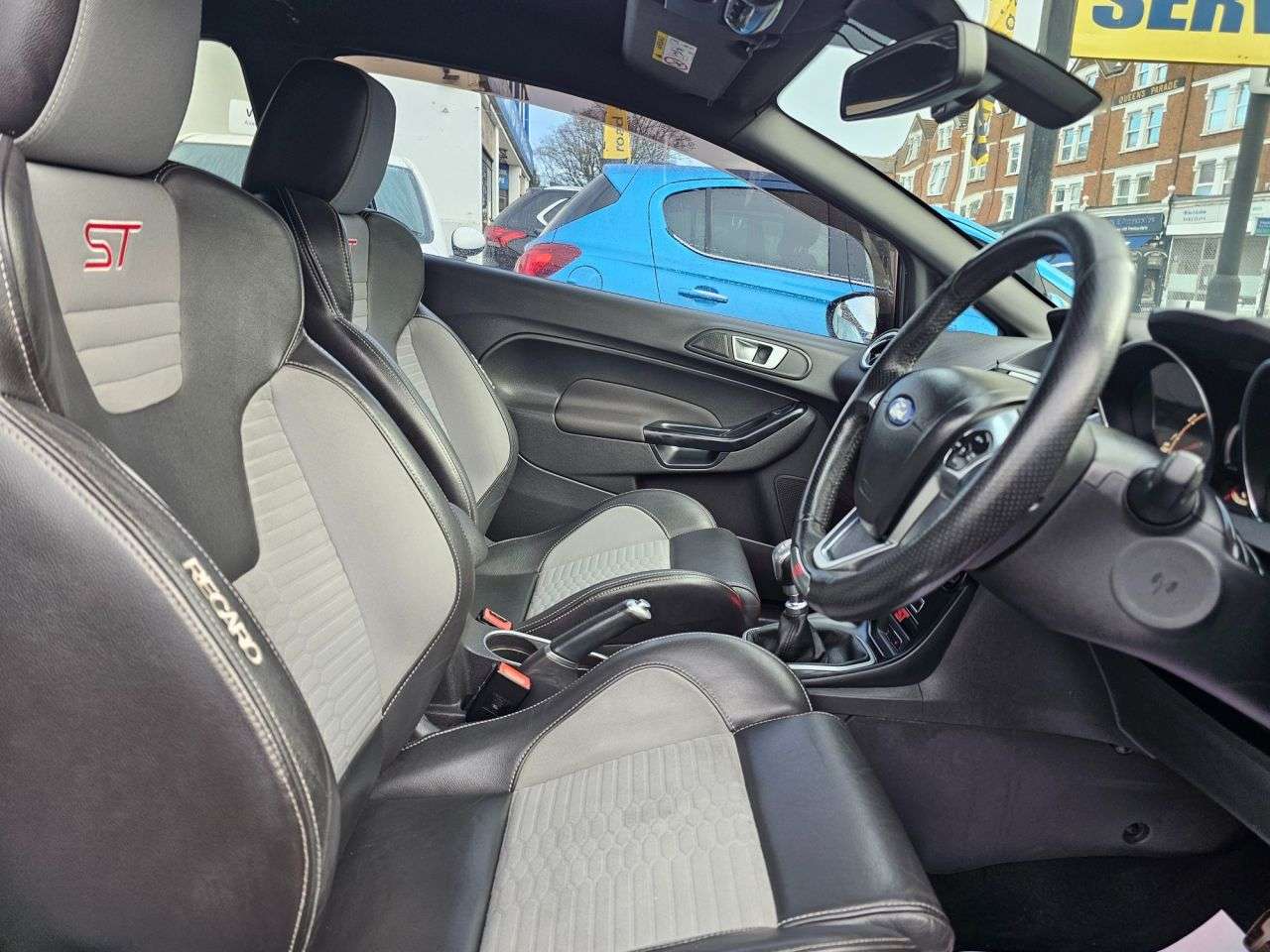 2014 FORD FIESTA 2014 FORD FIESTA