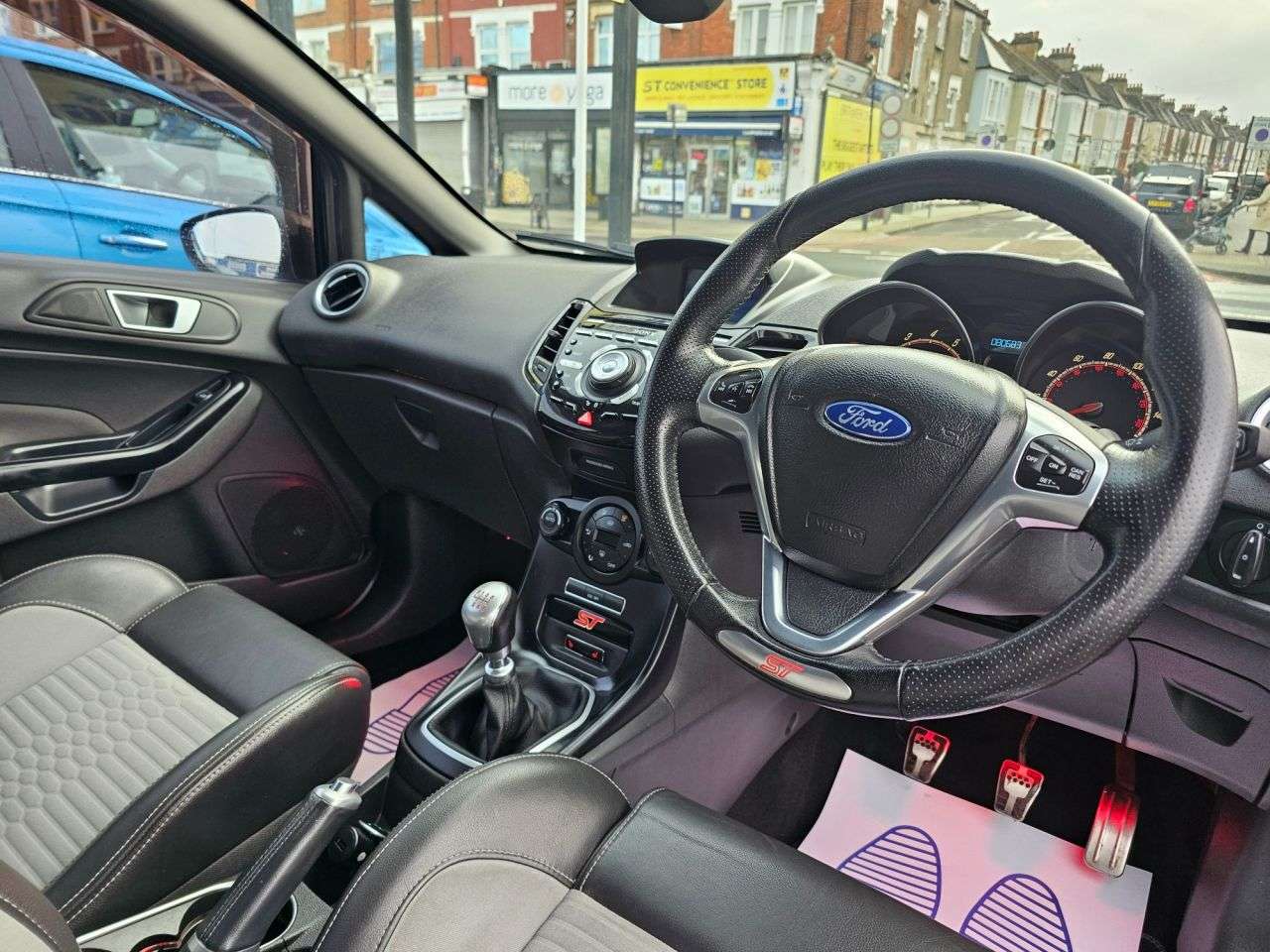 2014 FORD FIESTA 2014 FORD FIESTA