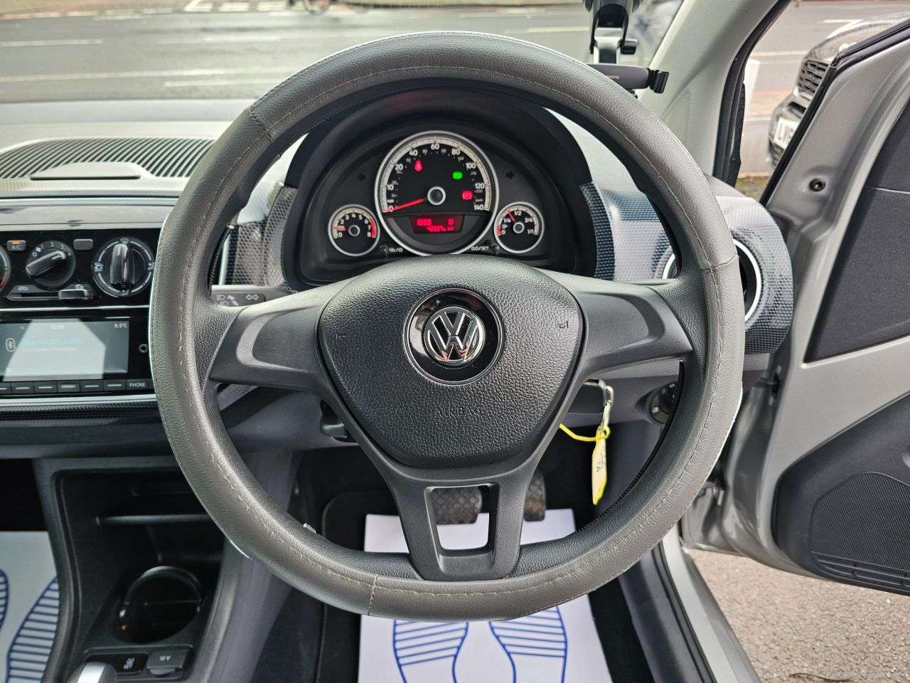0 VOLKSWAGEN UP! 0 VOLKSWAGEN UP!