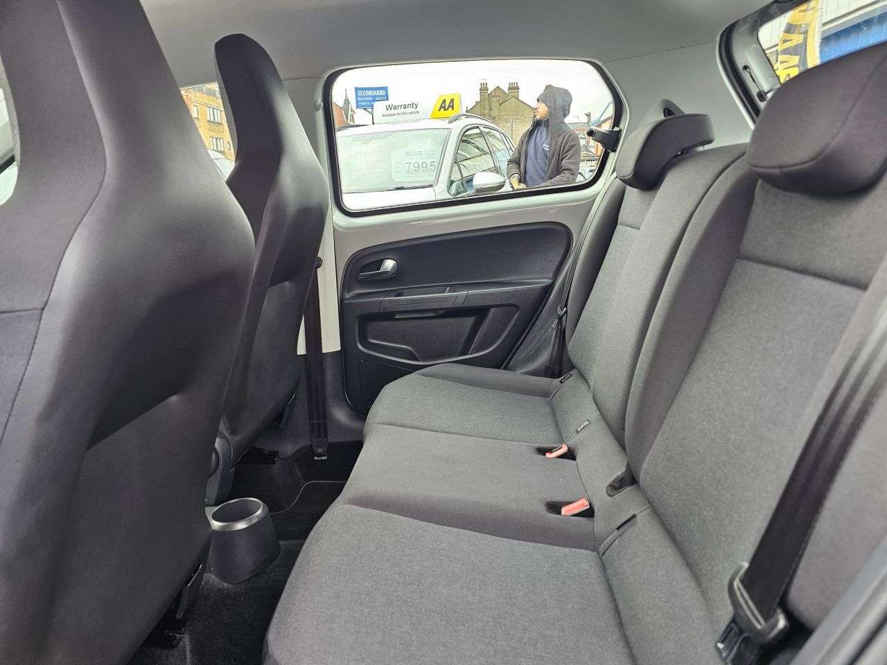 0 VOLKSWAGEN UP! 0 VOLKSWAGEN UP!