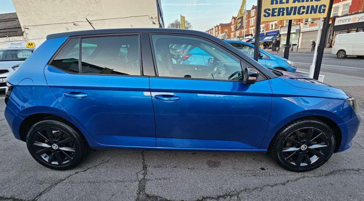 2017 SKODA FABIA 2017 SKODA FABIA