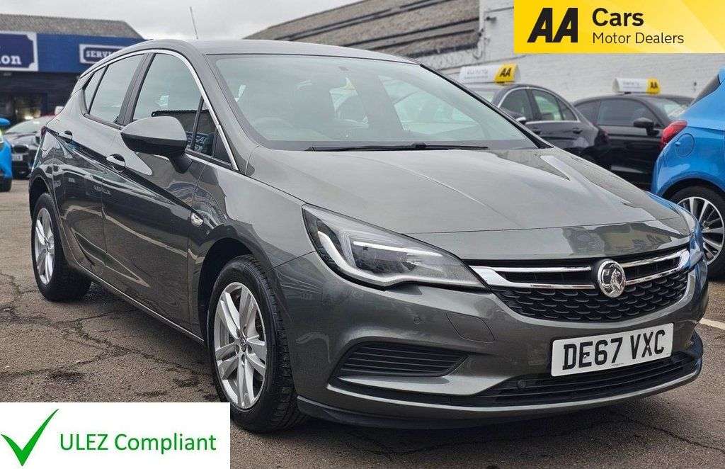 A 2017 VAUXHALL ASTRA 1.4i Turbo Design Hatchback 5dr Petrol Auto Euro 6 (s/s) (150 ps) APPLE CAR A 2017 VAUXHALL ASTRA 1.4i Turbo Design Hatchback 5dr Petrol Auto Euro 6 (s/s) (150 ps) APPLE CAR