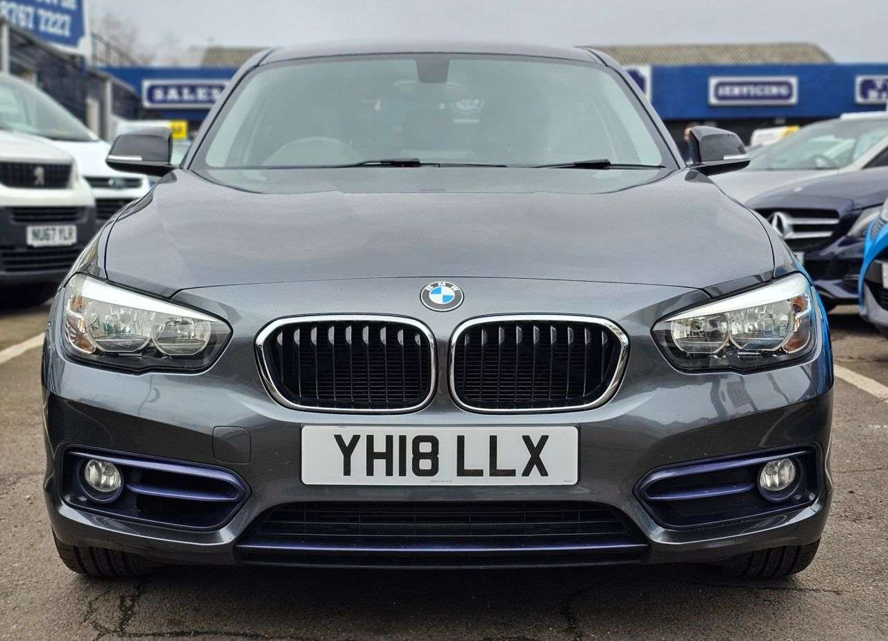 A 2018 BMW 1 SERIES 1.5 118i Sport Hatchback 5dr Petrol Auto Euro 6 (s/s) (136 ps) SAT/NAV,PRIV A 2018 BMW 1 SERIES 1.5 118i Sport Hatchback 5dr Petrol Auto Euro 6 (s/s) (136 ps) SAT/NAV,PRIV