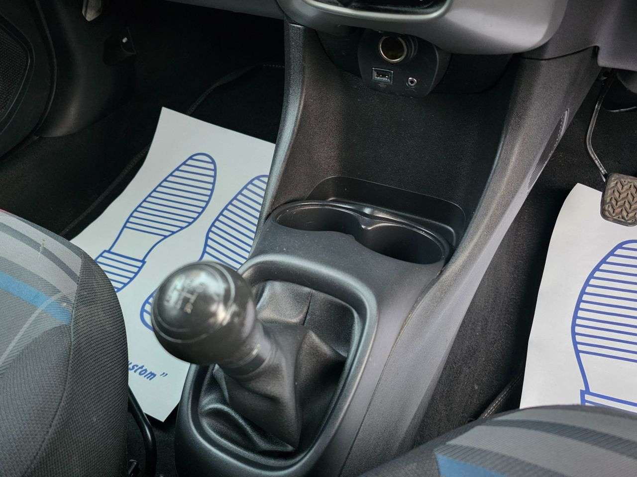 2015 PEUGEOT 108 2015 PEUGEOT 108