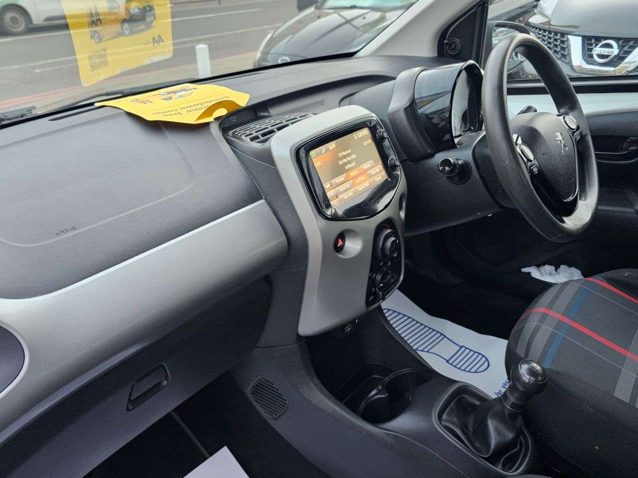 2015 PEUGEOT 108 2015 PEUGEOT 108