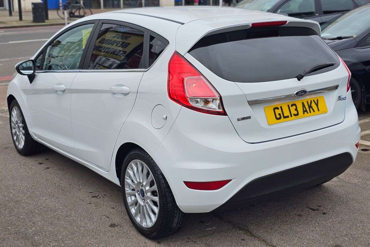 2013 FORD FIESTA 2013 FORD FIESTA