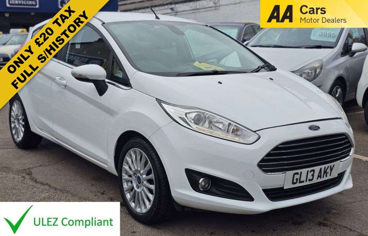 A 2013 FORD FIESTA 1.0T EcoBoost Titanium Hatchback 5dr Petrol Manual Euro 5 (s/s) (125 ps) PR A 2013 FORD FIESTA 1.0T EcoBoost Titanium Hatchback 5dr Petrol Manual Euro 5 (s/s) (125 ps) PR
