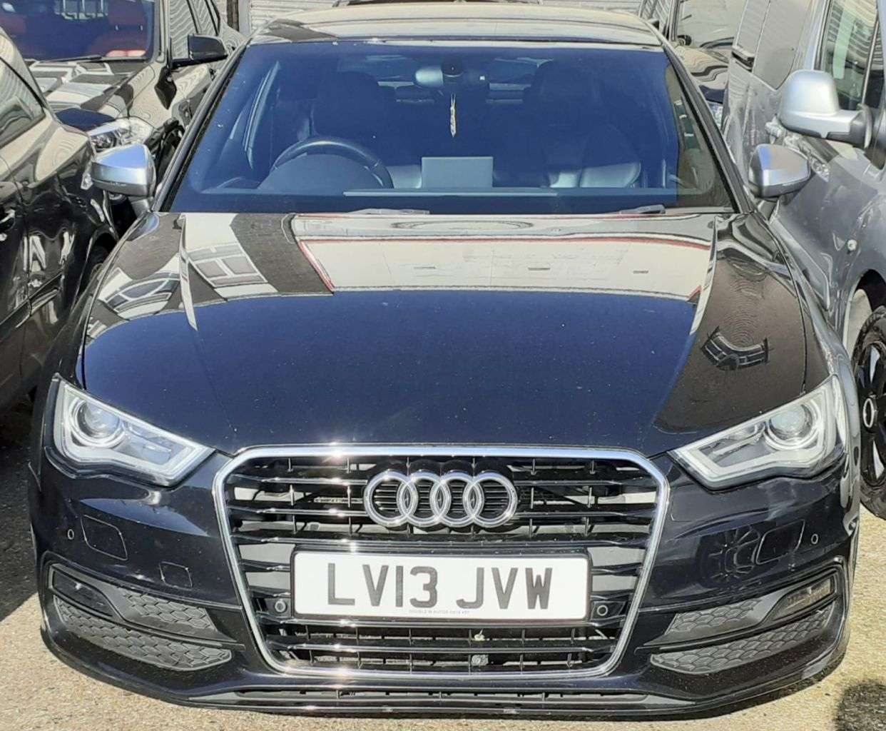 A 2013 AUDI A3 AUTOMATIC 1.8 TFSI S line Hatchback 3dr Petrol S Tronic Euro 5 (s/s) (180 p A 2013 AUDI A3 AUTOMATIC 1.8 TFSI S line Hatchback 3dr Petrol S Tronic Euro 5 (s/s) (180 p