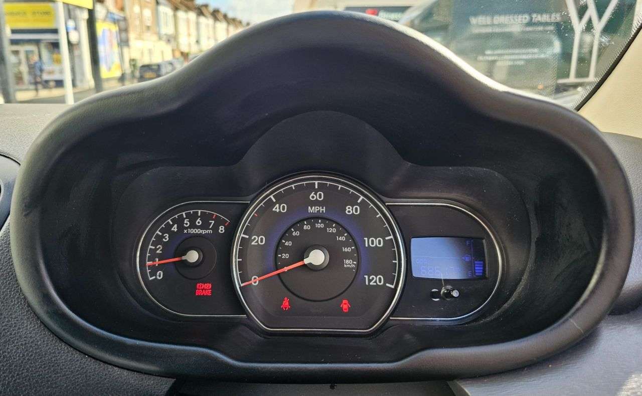 2012 HYUNDAI I10 2012 HYUNDAI I10