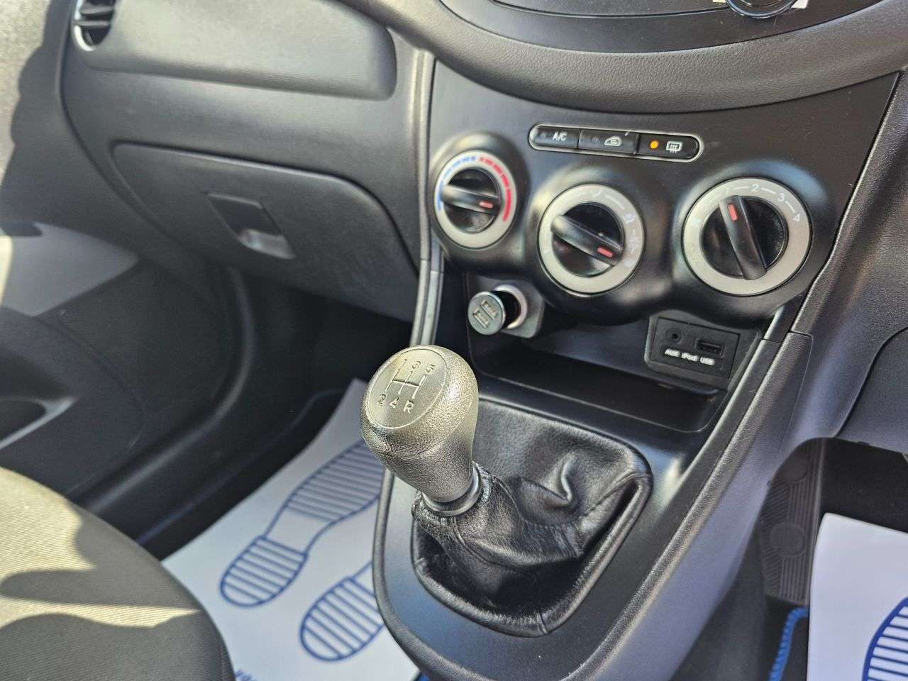 2012 HYUNDAI I10 2012 HYUNDAI I10