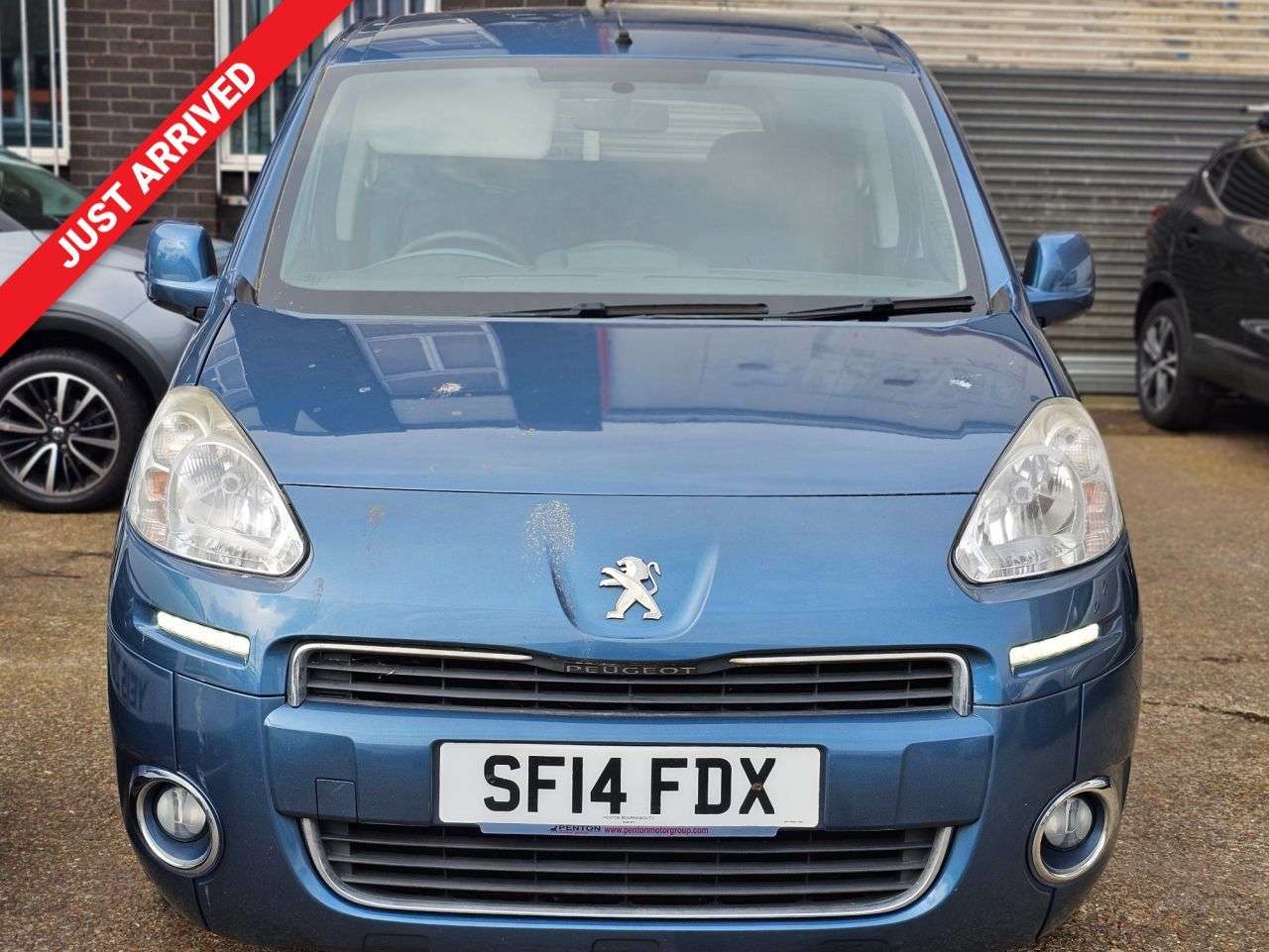 A 2014 PEUGEOT PARTNER TEPEE 1.6 VTi Tepee S MPV 5dr Petrol Manual (169 g/km, 120 bhp) FULL SERVICE HIST A 2014 PEUGEOT PARTNER TEPEE 1.6 VTi Tepee S MPV 5dr Petrol Manual (169 g/km, 120 bhp) FULL SERVICE HIST