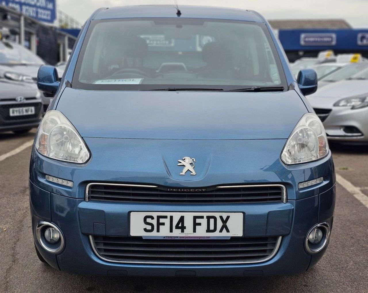 A 2014 PEUGEOT PARTNER TEPEE 1.6 VTi Tepee S MPV 5dr Petrol Manual (169 g/km, 120 bhp) FULL SERVICE HIST A 2014 PEUGEOT PARTNER TEPEE 1.6 VTi Tepee S MPV 5dr Petrol Manual (169 g/km, 120 bhp) FULL SERVICE HIST