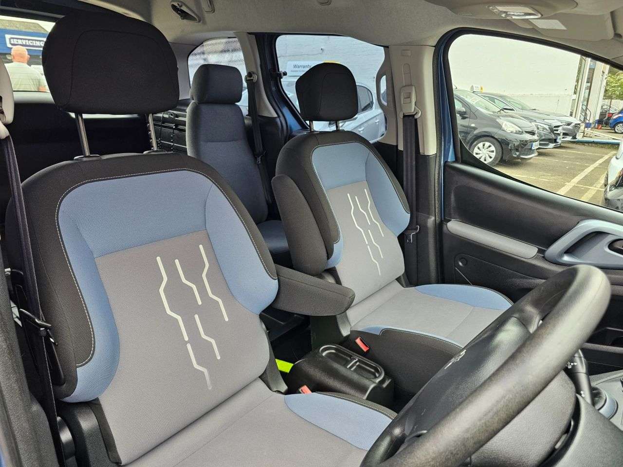 2014 PEUGEOT PARTNER TEPEE 2014 PEUGEOT PARTNER TEPEE
