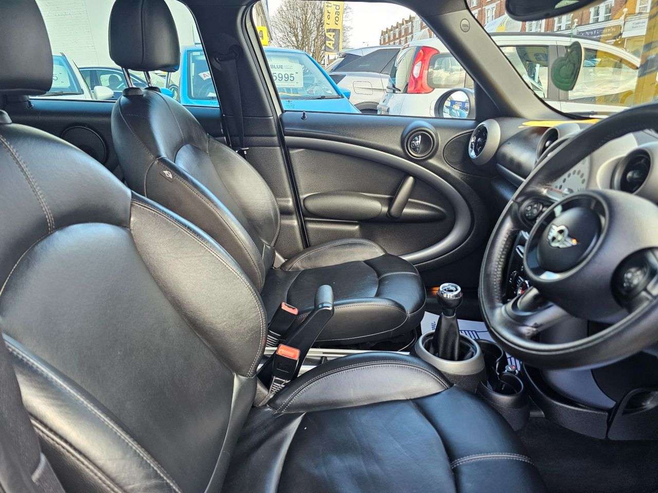 2011 MINI COUNTRYMAN 2011 MINI COUNTRYMAN