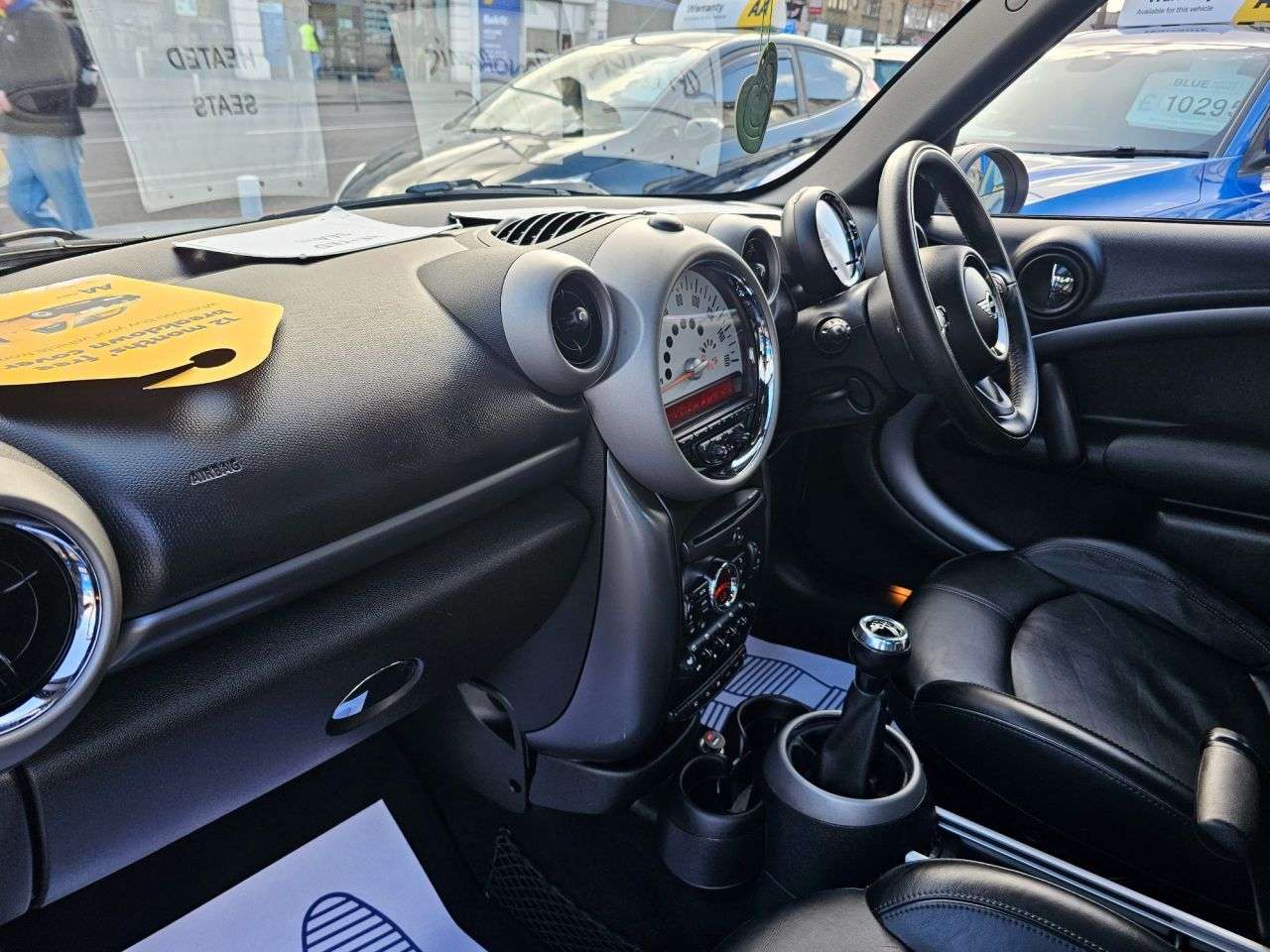 2011 MINI COUNTRYMAN 2011 MINI COUNTRYMAN