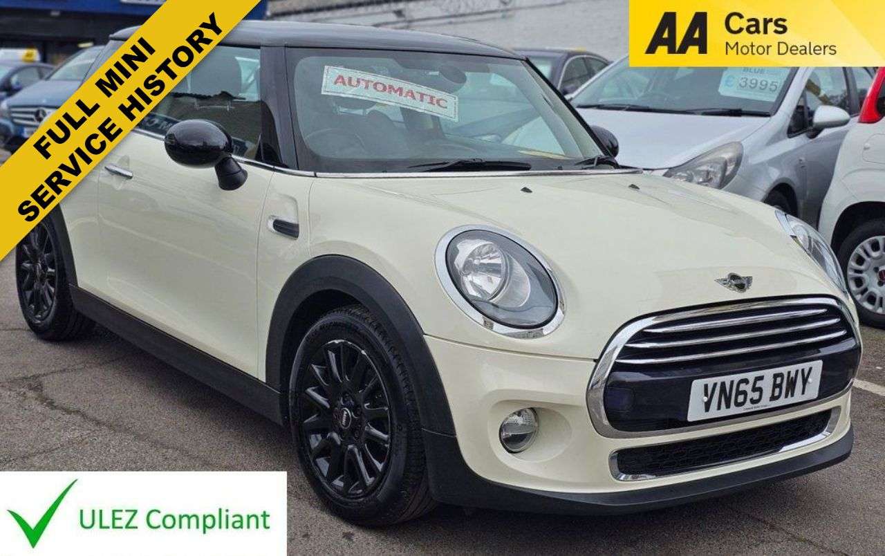 A 2015 MINI HATCH AUTOMATIC 1.5 Cooper Hatchback 3dr Petrol Auto Euro 6 (s/s) (136 ps) REAR P A 2015 MINI HATCH AUTOMATIC 1.5 Cooper Hatchback 3dr Petrol Auto Euro 6 (s/s) (136 ps) REAR P