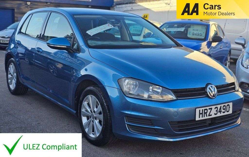 A 2014 VOLKSWAGEN GOLF AUTOMATIC 1.4 TSI BlueMotion Tech SE Hatchback 5dr Petrol DSG Euro 5 (s/s) A 2014 VOLKSWAGEN GOLF AUTOMATIC 1.4 TSI BlueMotion Tech SE Hatchback 5dr Petrol DSG Euro 5 (s/s)