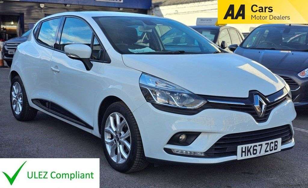 A 2018 RENAULT CLIO 1.2 16V Dynamique Nav Hatchback 5dr Petrol Manual Euro 6 (75 ps) VERY GOOD A 2018 RENAULT CLIO 1.2 16V Dynamique Nav Hatchback 5dr Petrol Manual Euro 6 (75 ps) VERY GOOD
