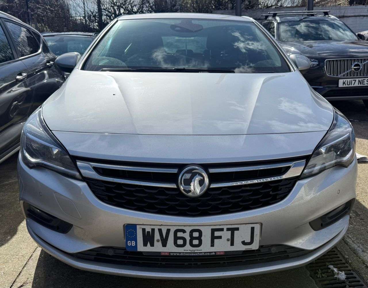 A 2018 VAUXHALL ASTRA AUTOMATIC 1.4i Turbo GPF SRi Hatchback 5dr Petrol Auto Euro 6 (s/s) (150 ps A 2018 VAUXHALL ASTRA AUTOMATIC 1.4i Turbo GPF SRi Hatchback 5dr Petrol Auto Euro 6 (s/s) (150 ps