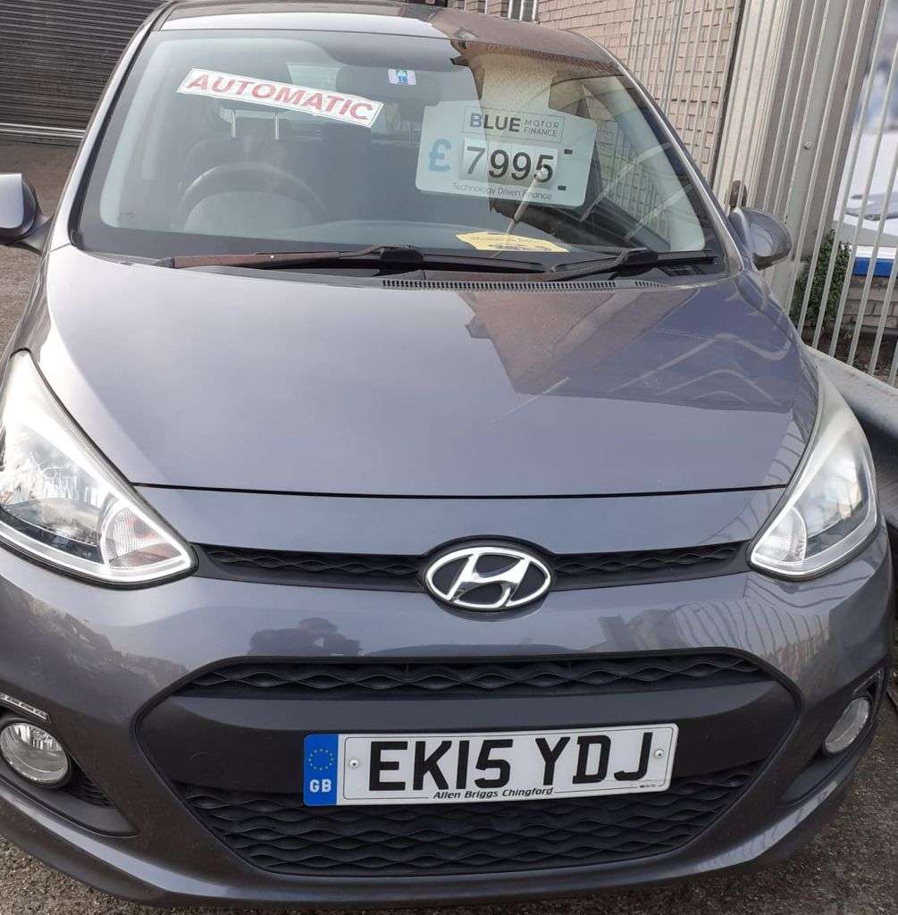 A 2015 HYUNDAI I10 AUTOMATIC 1.2 Premium Hatchback 5dr Petrol Auto Euro 5 (87 ps) GOOD FIRST C A 2015 HYUNDAI I10 AUTOMATIC 1.2 Premium Hatchback 5dr Petrol Auto Euro 5 (87 ps) GOOD FIRST C
