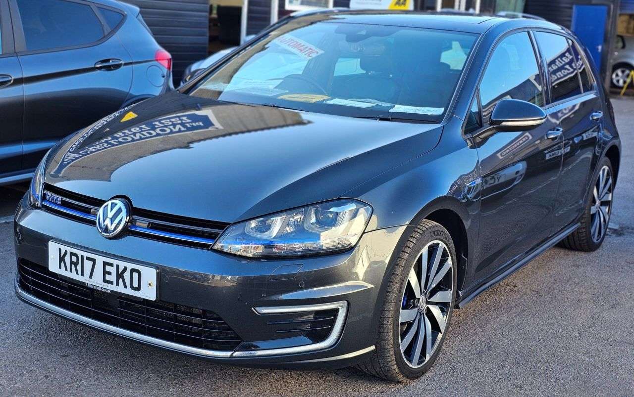 2017 VOLKSWAGEN GOLF 2017 VOLKSWAGEN GOLF