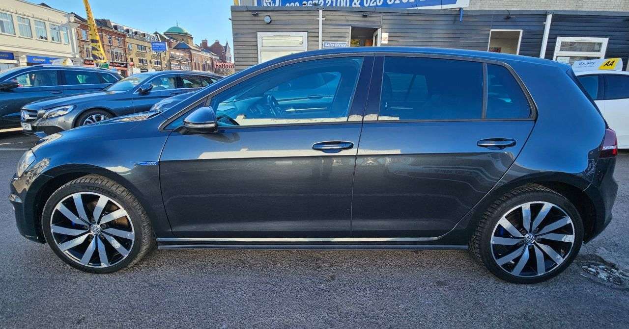 2017 VOLKSWAGEN GOLF 2017 VOLKSWAGEN GOLF
