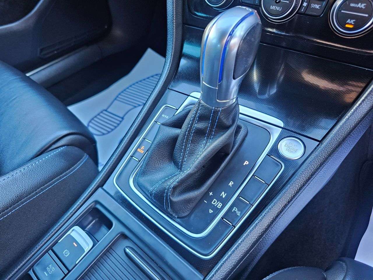 2017 VOLKSWAGEN GOLF 2017 VOLKSWAGEN GOLF