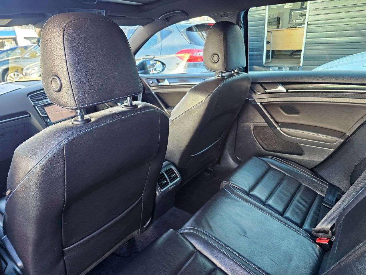 2017 VOLKSWAGEN GOLF 2017 VOLKSWAGEN GOLF