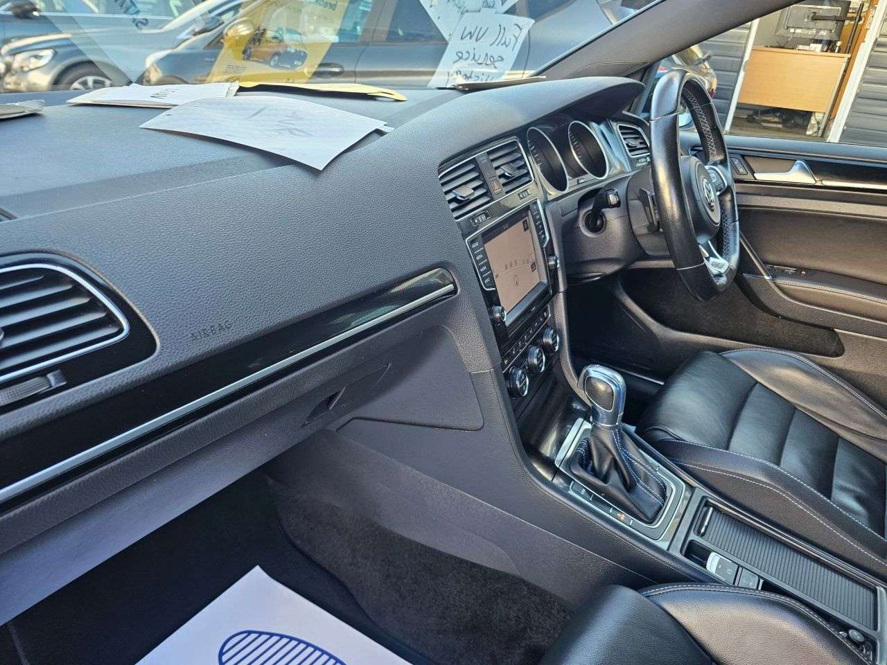 2017 VOLKSWAGEN GOLF 2017 VOLKSWAGEN GOLF