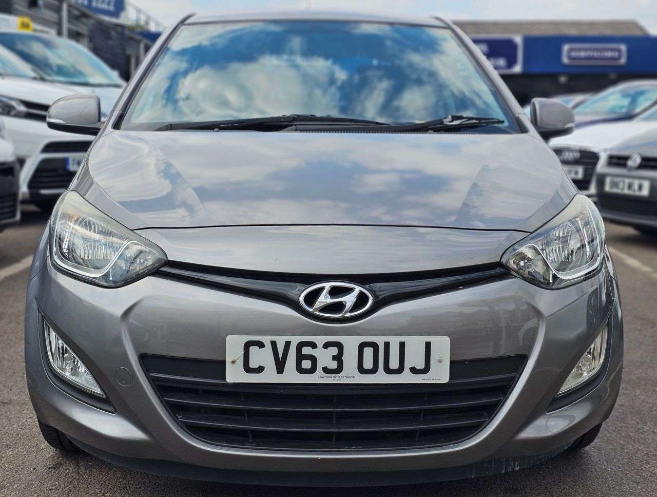 A 2013 HYUNDAI I20 1.2 Active Hatchback 5dr Petrol Manual Euro 5 (85 bhp) BLUETOOTH,USB,AUX A 2013 HYUNDAI I20 1.2 Active Hatchback 5dr Petrol Manual Euro 5 (85 bhp) BLUETOOTH,USB,AUX