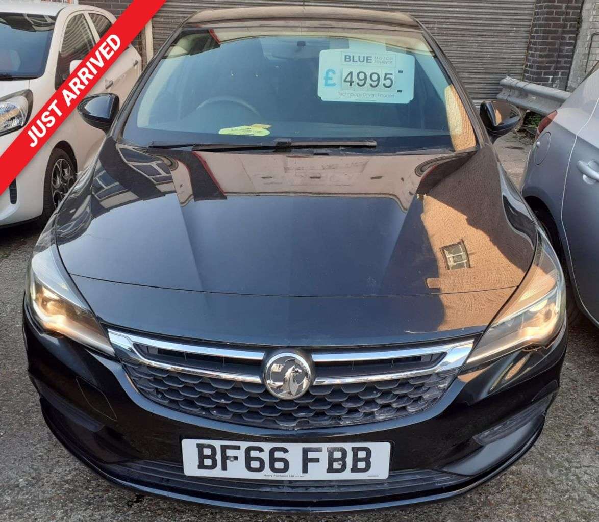 A 2016 VAUXHALL ASTRA 1.0i Turbo ecoFLEX Design Hatchback 5dr Petrol Manual Euro 6 (s/s) (105 ps) A 2016 VAUXHALL ASTRA 1.0i Turbo ecoFLEX Design Hatchback 5dr Petrol Manual Euro 6 (s/s) (105 ps)