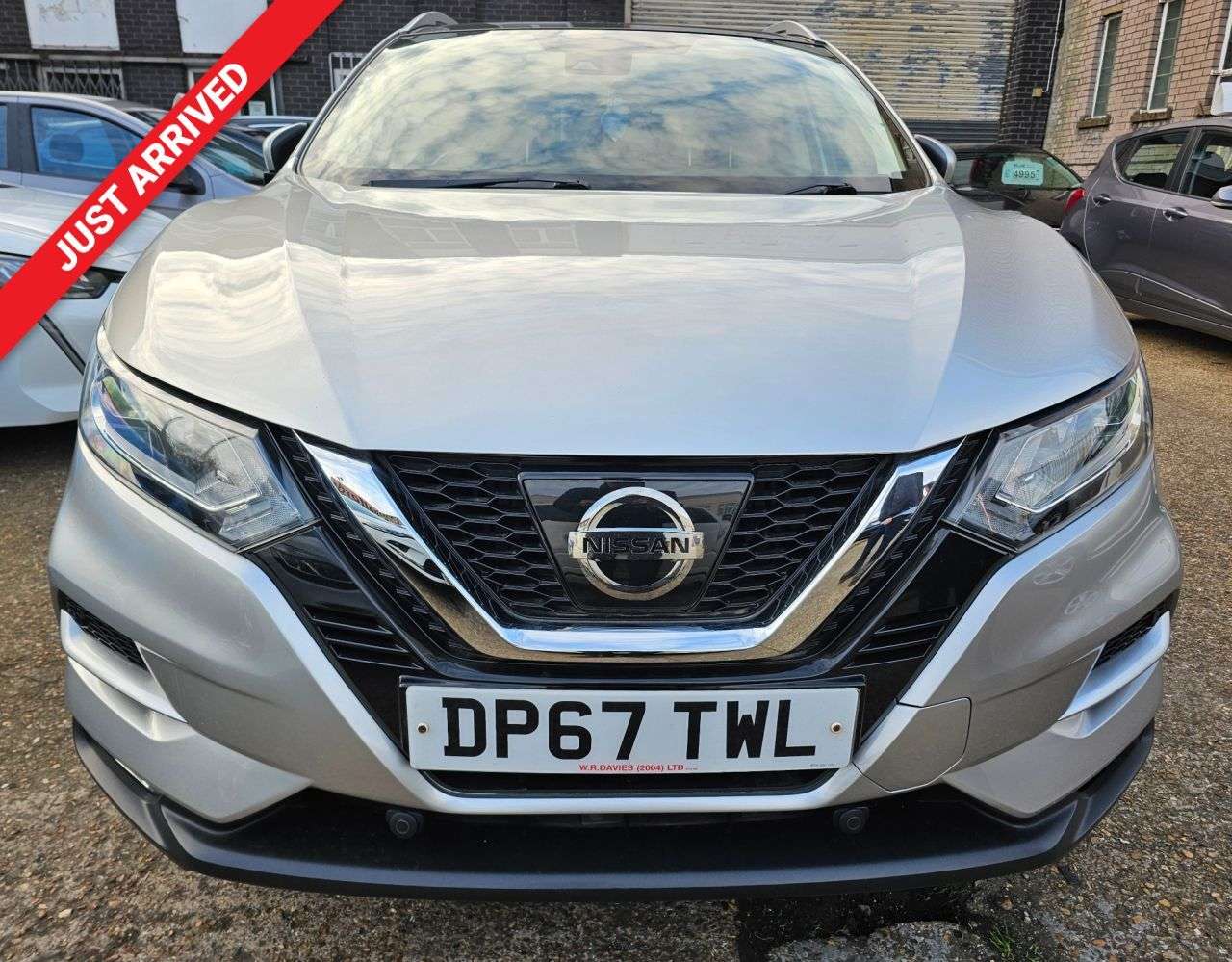 A 2018 NISSAN QASHQAI AUTOMATIC 1.2 DIG-T N-Connecta SUV 5dr Petrol XTRON Euro 6 (s/s) (115 ps) S A 2018 NISSAN QASHQAI AUTOMATIC 1.2 DIG-T N-Connecta SUV 5dr Petrol XTRON Euro 6 (s/s) (115 ps) S