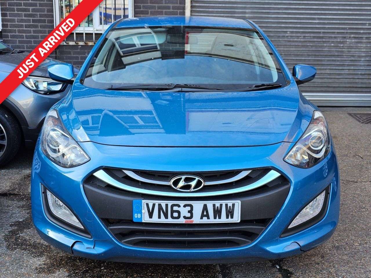 A 2013 HYUNDAI I30 1.6 Active AUTOMATIC Hatchback 5dr Petrol Auto Euro 5 (120 ps) USB/AUX/BLUE A 2013 HYUNDAI I30 1.6 Active AUTOMATIC Hatchback 5dr Petrol Auto Euro 5 (120 ps) USB/AUX/BLUE