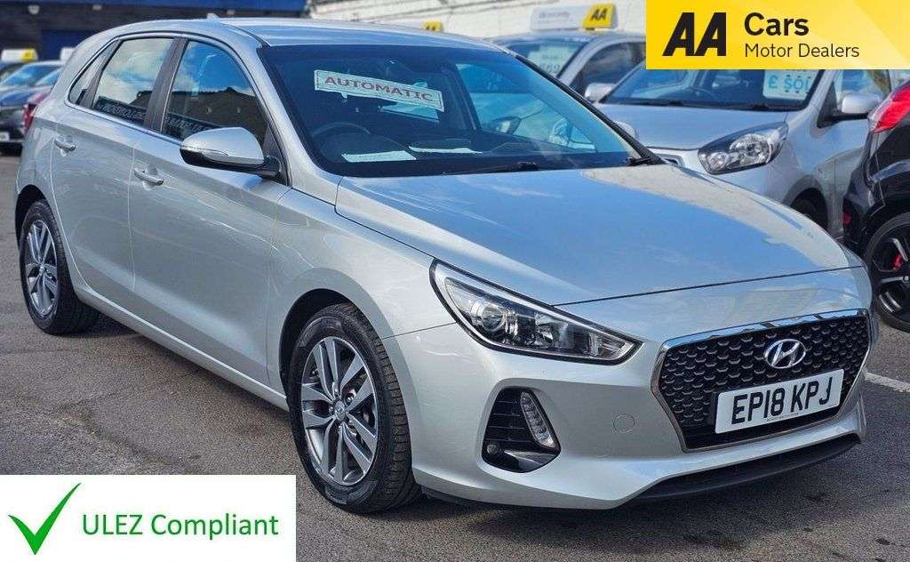 A 2018 HYUNDAI I30 1.4 T-GDi AUTOMATIC Blue Drive SE Nav Hatchback 5dr Petrol DCT Euro 6 (s/s) A 2018 HYUNDAI I30 1.4 T-GDi AUTOMATIC Blue Drive SE Nav Hatchback 5dr Petrol DCT Euro 6 (s/s)