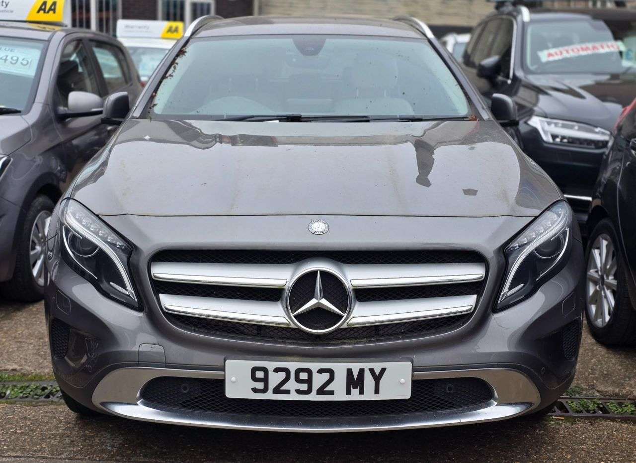 A 2017 MERCEDES-BENZ 180 AUTOMATIC 1.6 GLA200 Sport (Premium) SUV 5dr Petrol 7G-DCT Euro 6 (s/s) (15 A 2017 MERCEDES-BENZ 180 AUTOMATIC 1.6 GLA200 Sport (Premium) SUV 5dr Petrol 7G-DCT Euro 6 (s/s) (15