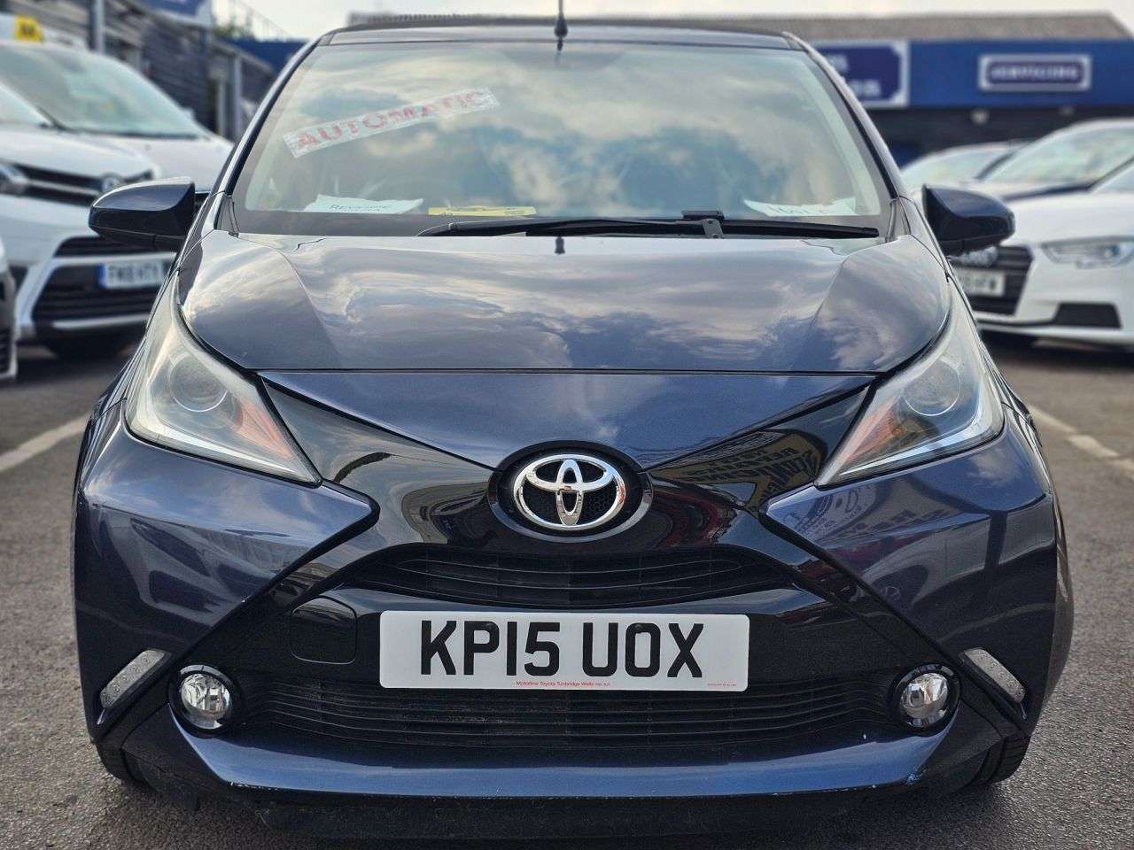 A 2015 TOYOTA AYGO AUTOMATIC 1.0 VVT-i x-pression x-wave 5dr Petrol x-shift Euro 5 (68 ps) MOT A 2015 TOYOTA AYGO AUTOMATIC 1.0 VVT-i x-pression x-wave 5dr Petrol x-shift Euro 5 (68 ps) MOT