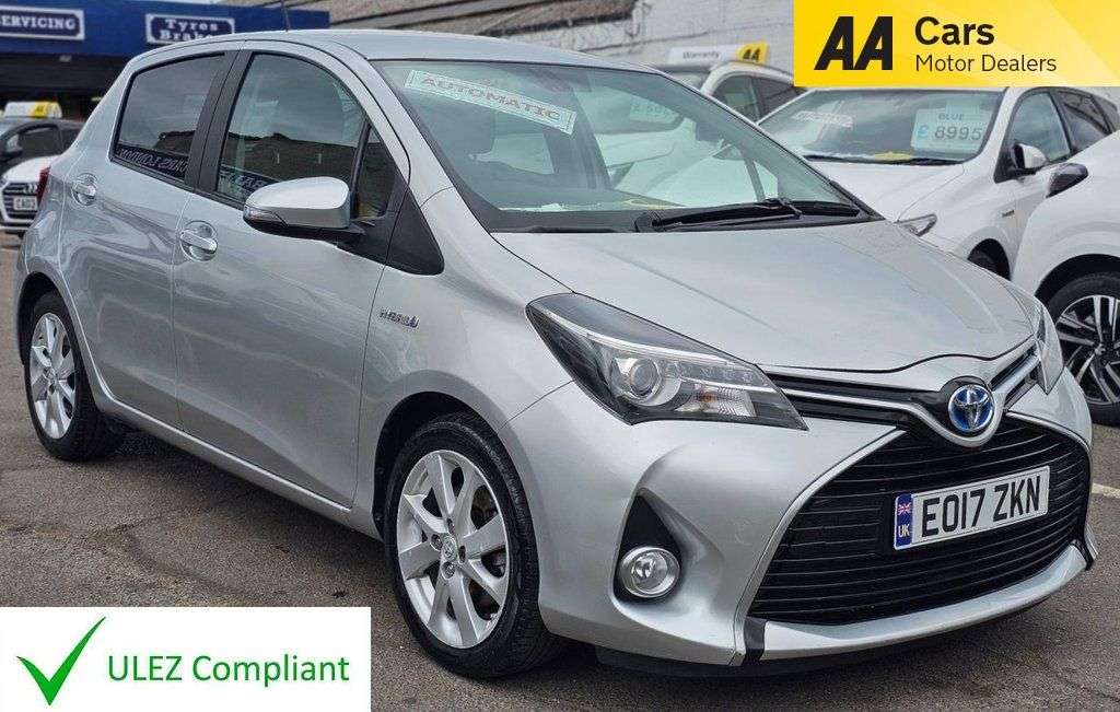 A 2017 TOYOTA YARIS 1.5 VVT-h Excel Hatchback 5dr Petrol Hybrid E-CVT Euro 6 (s/s) (15in Alloy) A 2017 TOYOTA YARIS 1.5 VVT-h Excel Hatchback 5dr Petrol Hybrid E-CVT Euro 6 (s/s) (15in Alloy)