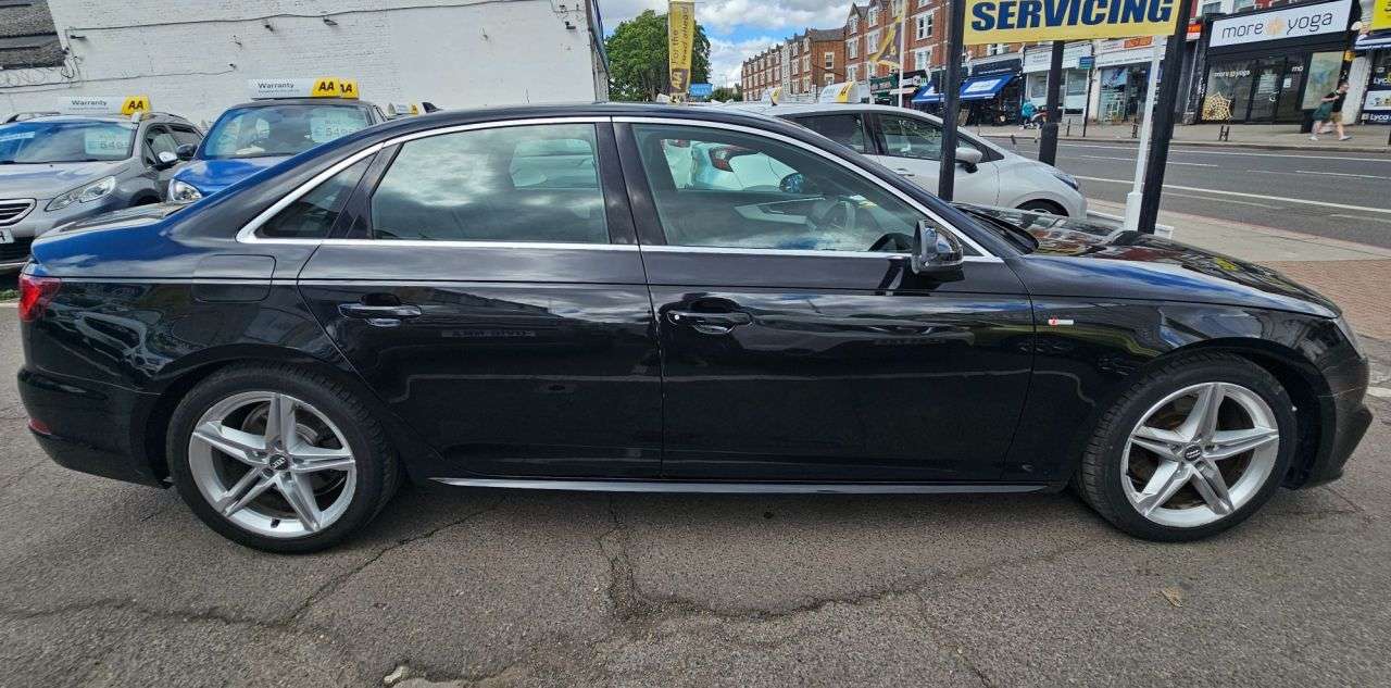 2018 AUDI A4 2018 AUDI A4
