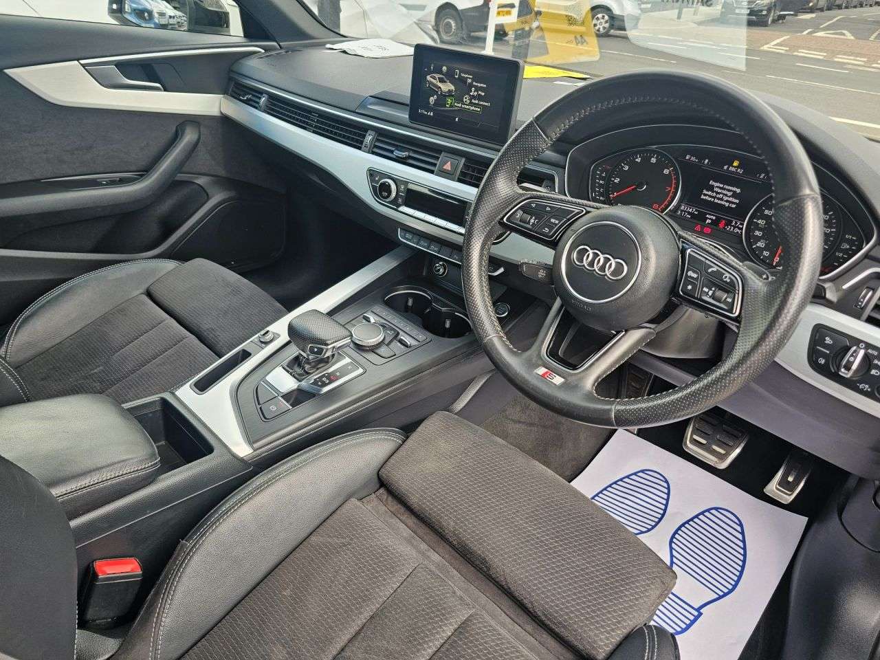 2018 AUDI A4 2018 AUDI A4